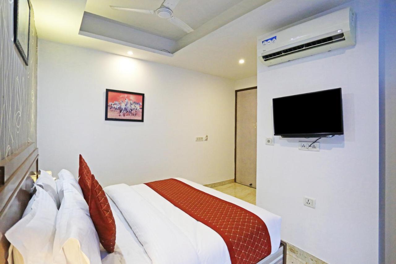 Hotel The Best Near Delhi Airport New Delhi Exterior foto