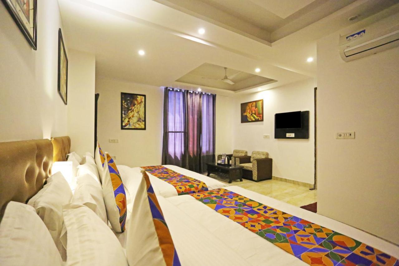 Hotel The Best Near Delhi Airport New Delhi Exterior foto