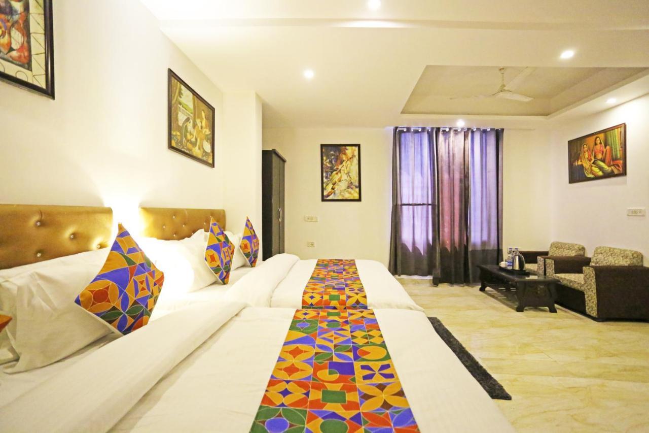 Hotel The Best Near Delhi Airport New Delhi Exterior foto